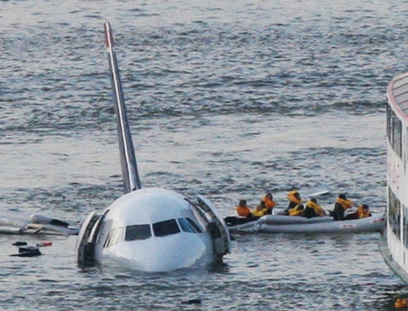 Flight safety advice after 'Miracle on the Hudson' ignored The Horn News