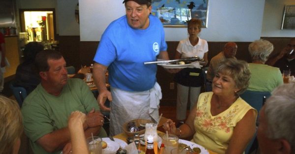 Brother of celeb chef Paula Dean dies - The Horn News