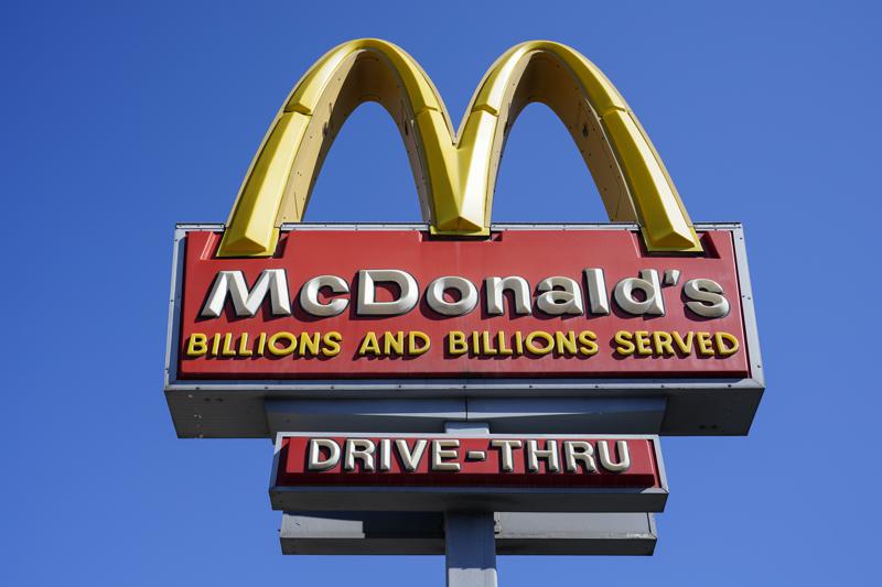 mcdonald-s-crispy-chicken-sandwich-booming-billion-dollar-sales-the