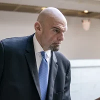 Sen. John Fetterman quits Democratic Party!?