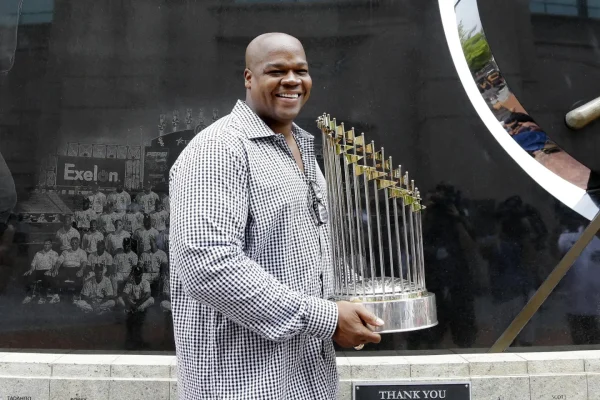 No Mlb Hall Of Famer Frank Thomas Is Not Dead The Horn News 