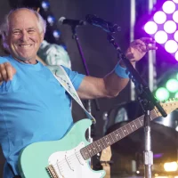 Jimmy Buffett's $275 million estate locked in nasty legal battle